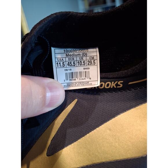 Brooks QWK 3 Track Spikes Mens Size 11.5 - NO Spikes - Picture 2 of 8